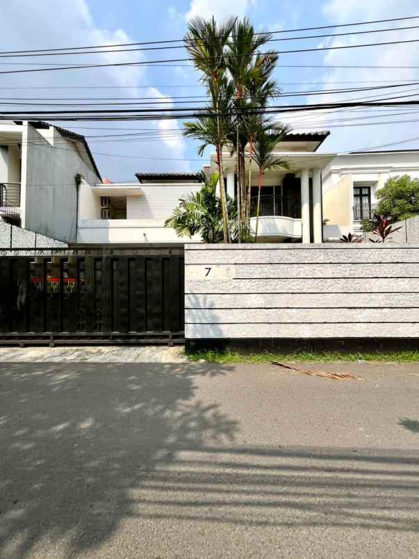 dijual rumah jaln raya bangka kemang
