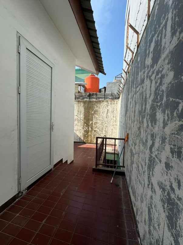 dijual rumah janur elok kelapa gading