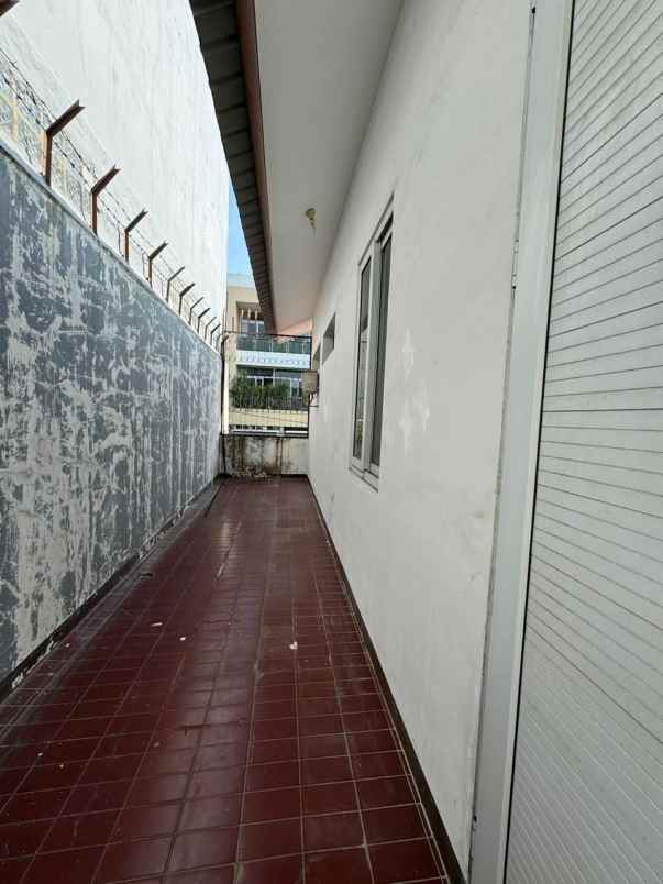 dijual rumah janur elok kelapa gading