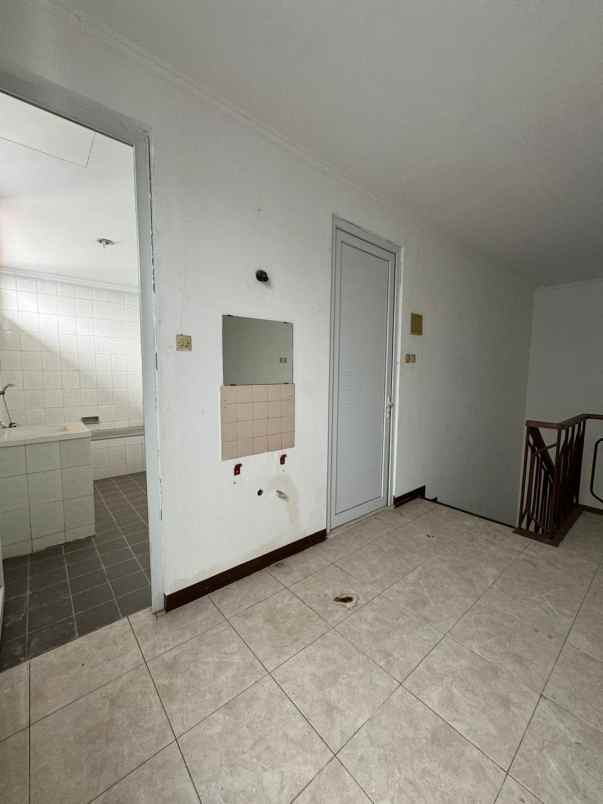 dijual rumah janur elok kelapa gading