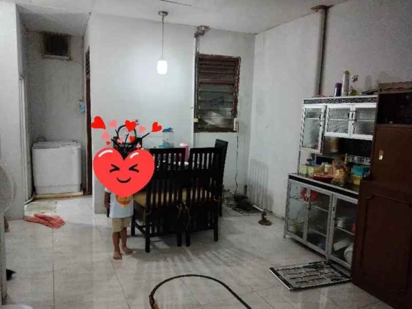 dijual rumah jatinegara