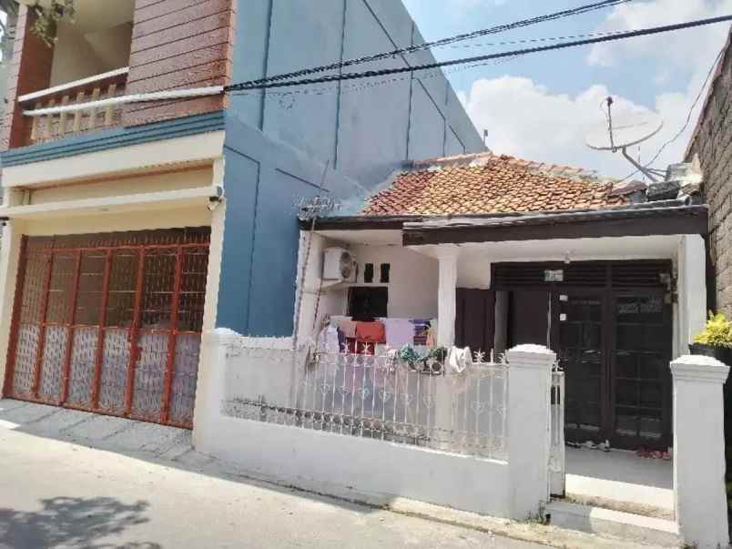 dijual rumah jatinegara
