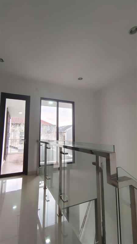 dijual rumah jatiwaringin pondok gede