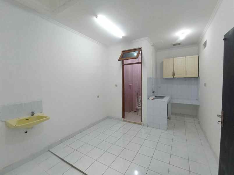 dijual rumah jl aren no 29