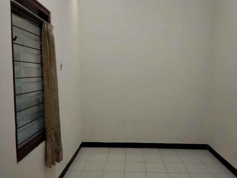 dijual rumah jl banteng baru vi no 22