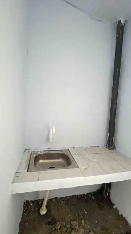 dijual rumah jl ceger ds sukaasih kec