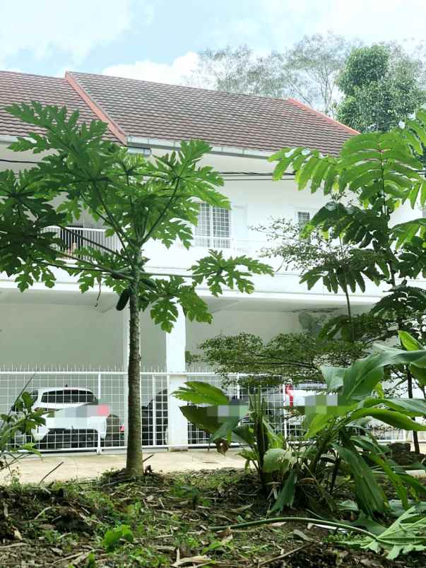 dijual rumah jl dago giri