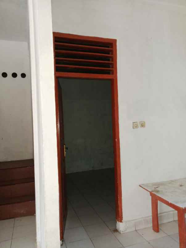 dijual rumah jl delima