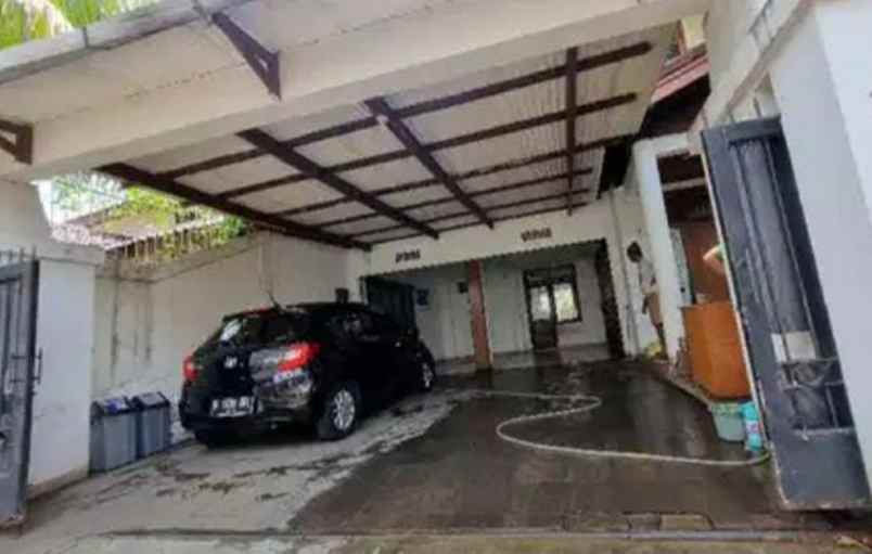 dijual rumah jl deplu adam malik cipadu