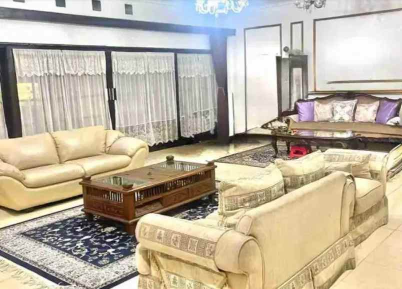 dijual rumah jl h abdul majid