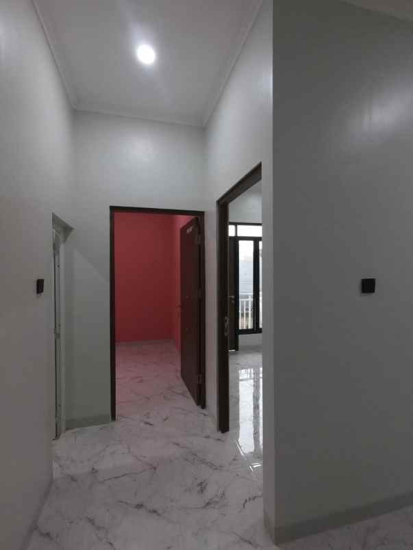 dijual rumah jl h milun pengasinan