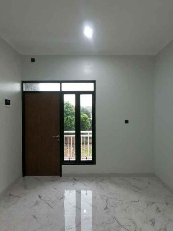 dijual rumah jl h milun pengasinan