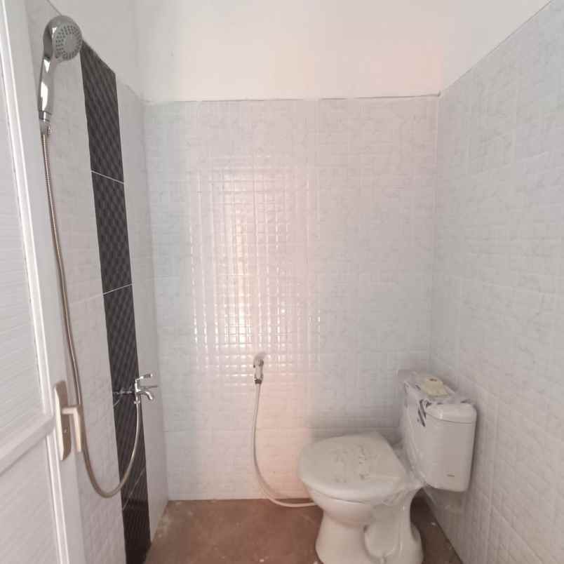 dijual rumah jl haji maat duren seribu