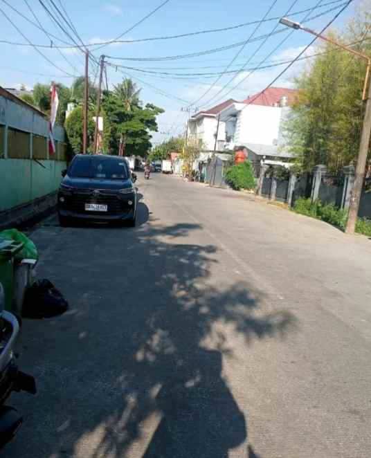dijual rumah jl kapten pierre tendean