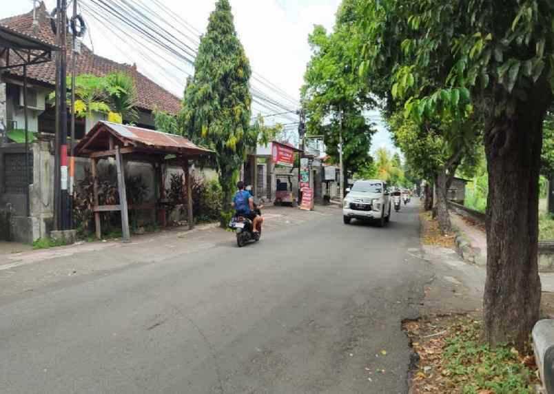 dijual rumah jl laksamana baktiseraga