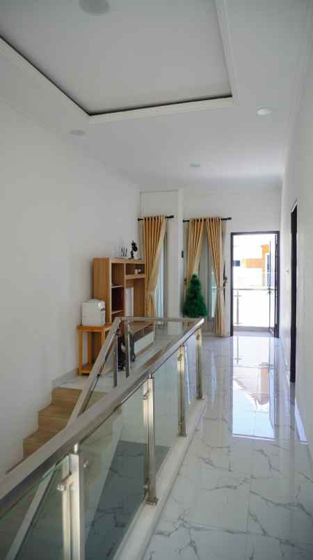 dijual rumah jl musholla al arifiyah