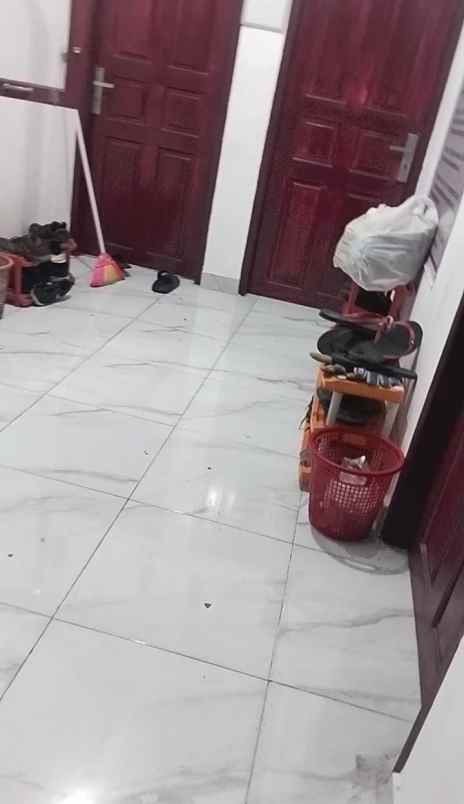 dijual rumah jl paus