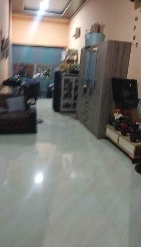 dijual rumah jl paus