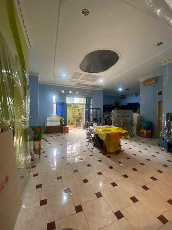 dijual rumah jl pemuda