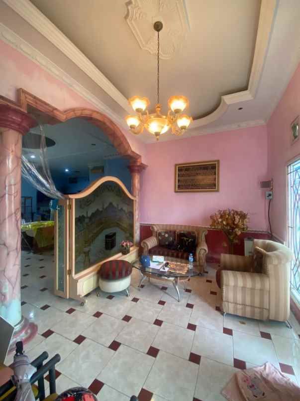 dijual rumah jl pemuda