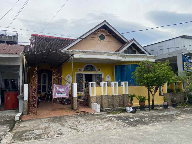 dijual rumah jl pemuda