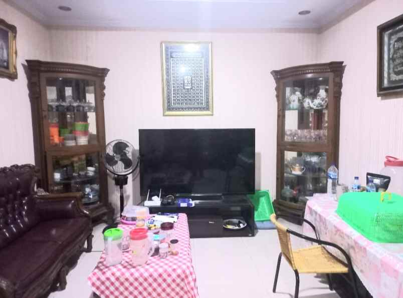 dijual rumah jl pondok kelapa duren