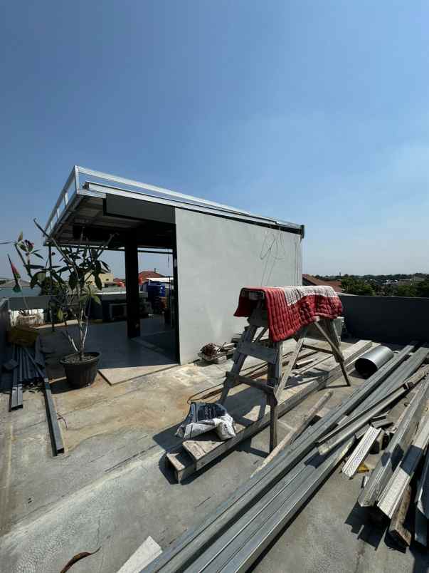 dijual rumah jl pondok kelapa duren