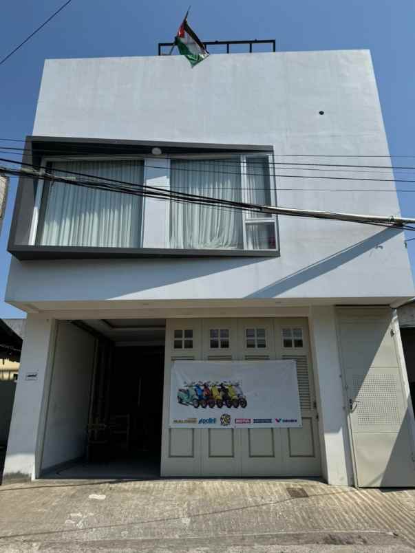 dijual rumah jl pondok kelapa duren