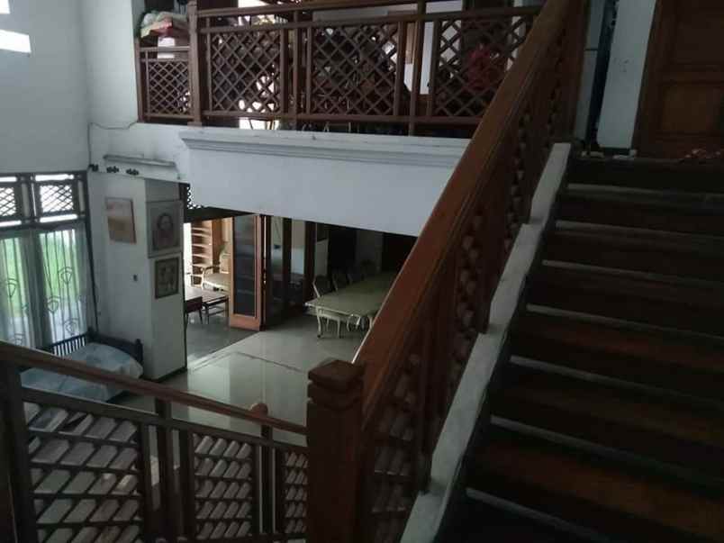 dijual rumah jl raya layur jati kec