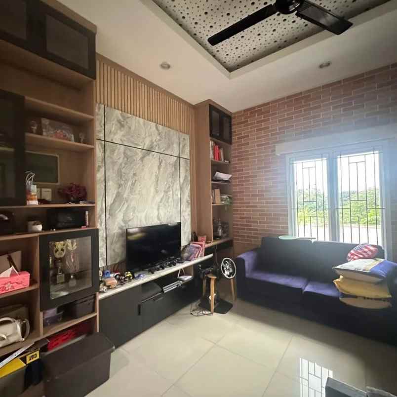 dijual rumah jl raya pamulang tangsel