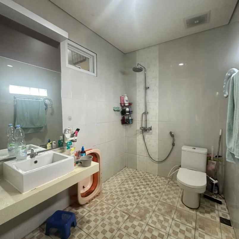 dijual rumah jl raya pamulang tangsel