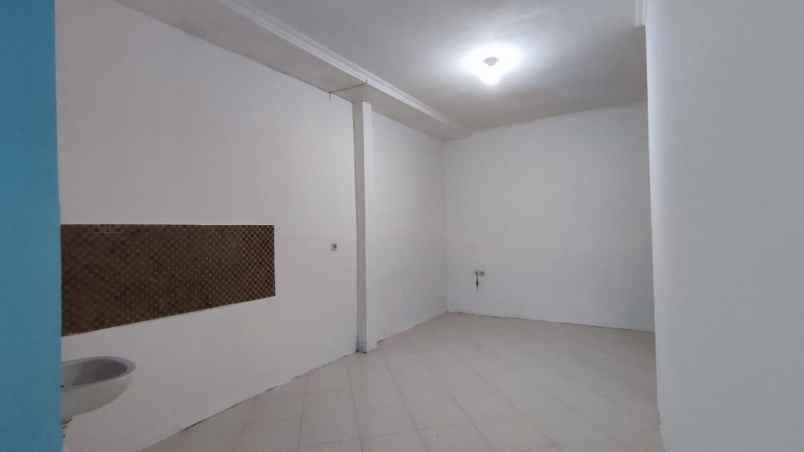 dijual rumah jl re soemantadiredja