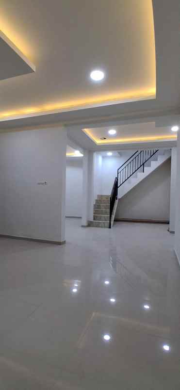 dijual rumah jl sinar asih perum sinar