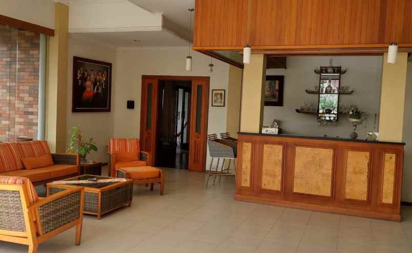 dijual rumah jl villa tidar pisang