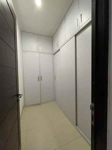 dijual rumah jl warung silah kec