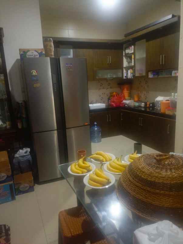 dijual rumah jln raya pakansari