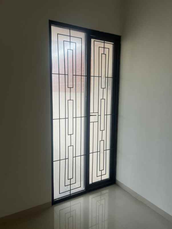 dijual rumah kahuripan nirwana