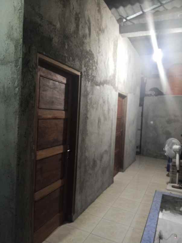 dijual rumah kalilom