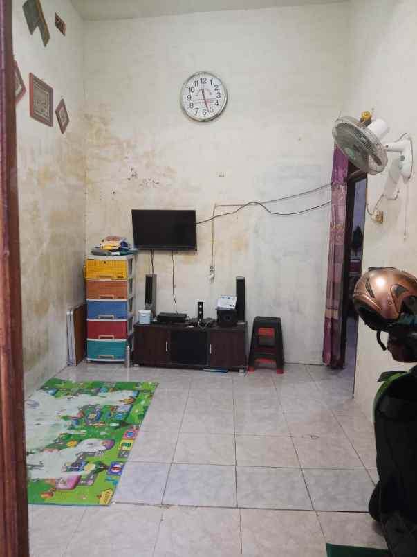 dijual rumah kalilom