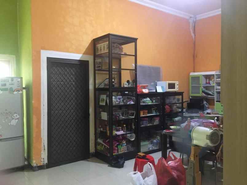 dijual rumah karang asem one gate