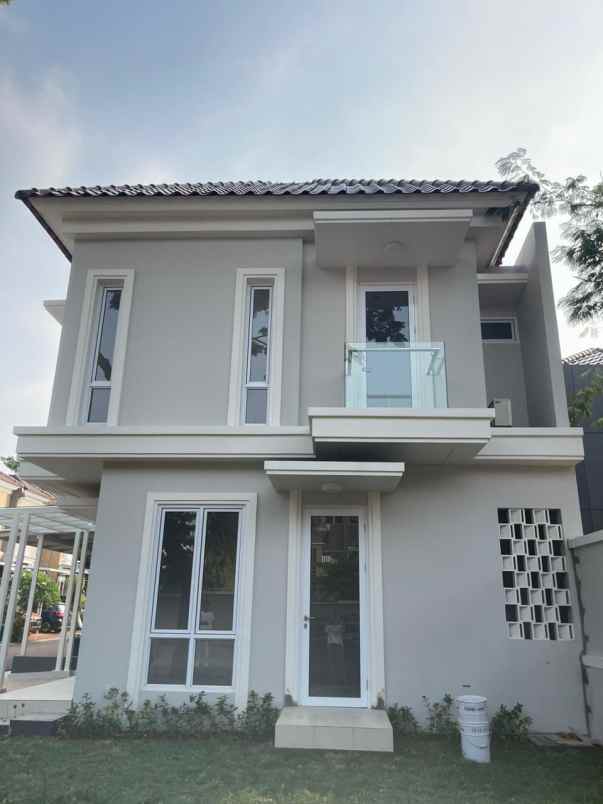dijual rumah karelia village gading serpong