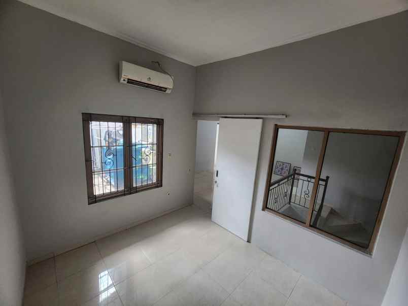 dijual rumah kavling dki meruya selatan