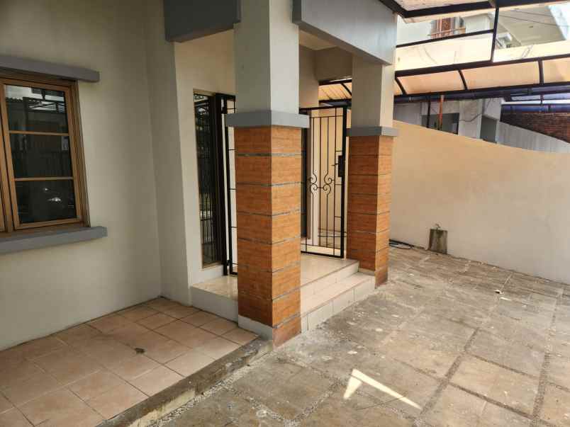 dijual rumah kavling dki meruya selatan