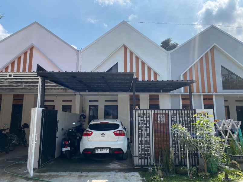 dijual rumah kebitan nangsri
