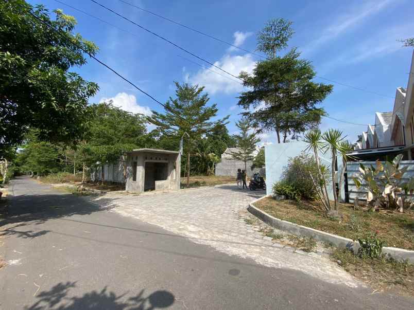 dijual rumah kebitan nangsri