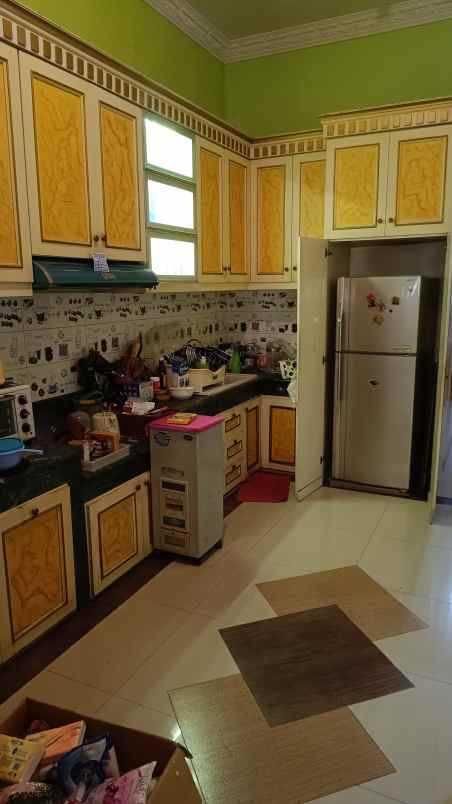 dijual rumah kebonsari elveka