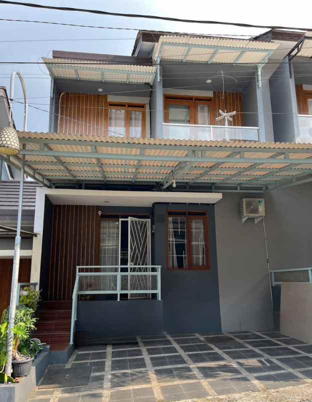 dijual rumah kec parongpong