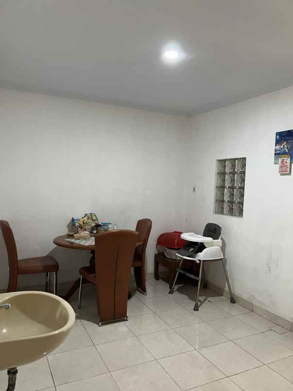 dijual rumah kelapa gading