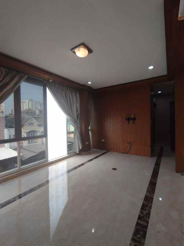 dijual rumah kelapa gading