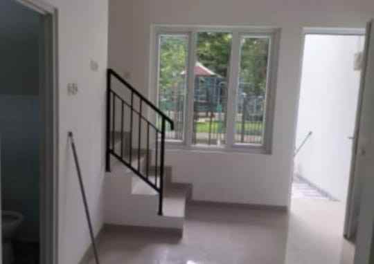 dijual rumah kelapa gading